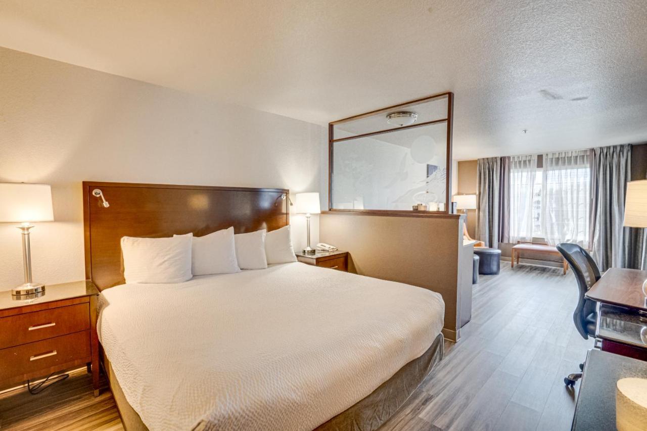 The Ashley Inn & Suites Lincoln City Esterno foto