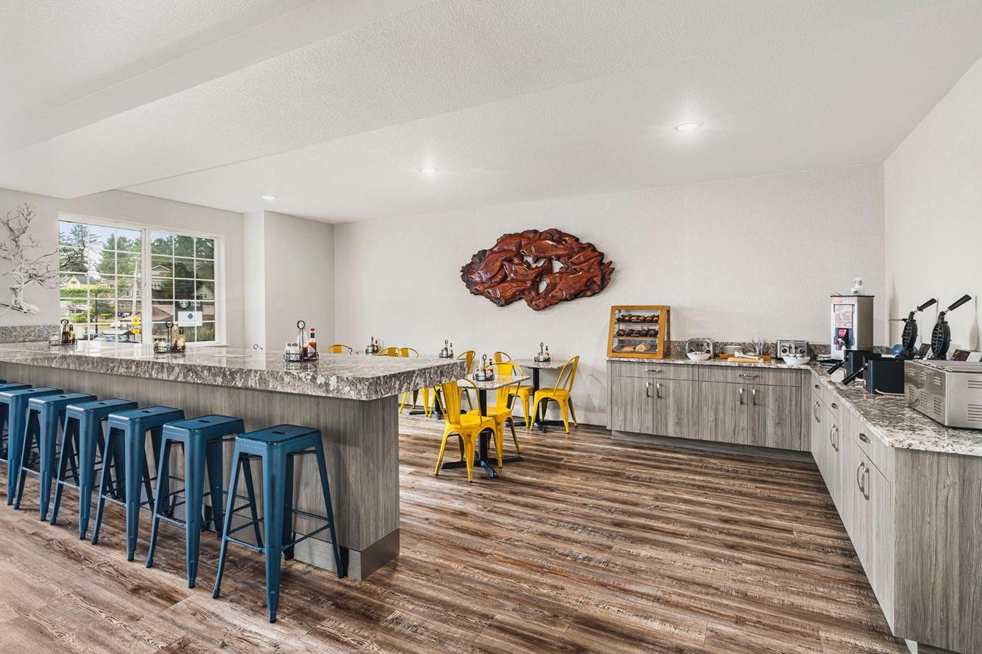 The Ashley Inn & Suites Lincoln City Esterno foto